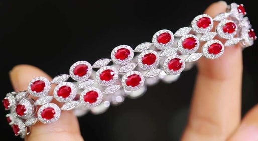 12ct Pigeon Blood Ruby Bracelet 18K Gold