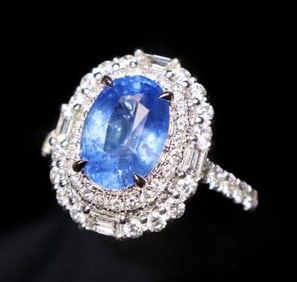 2.6ct Cornflower Sapphire Ring 18K Gold