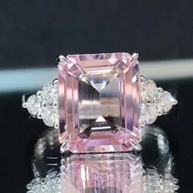 3.7ct Natural Pink Morganite Ring 18K Gold