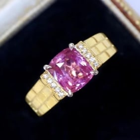 2ct Natural Sapphire 18K Gold Ring
