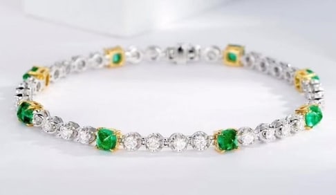 2.5ct Natural Emerald 18K Gold Bracelet