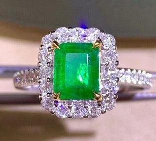 2.3ct Natural Emerald Ring 18K Gold