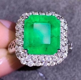 5.4ct Natural Emerald Ring 18K Gold