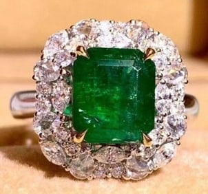 2.4ct Natural Emerald Ring 18K Gold