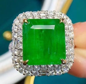 9.8ct Natural Emerald Ring 18K Gold