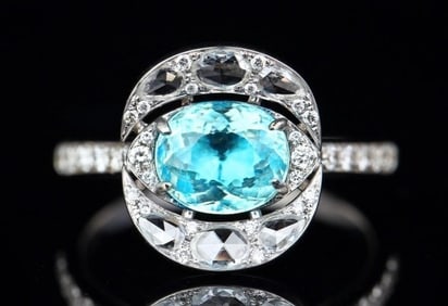 1.5ct Paraiba Tourmaline 18K Gold Ring