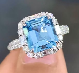 3.4ct Natural Aquamarine 18K Gold Ring