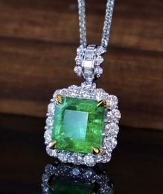 3.8ct Natural Emerald 18K Gold Pendant