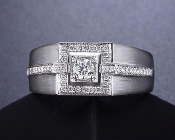 Natural Diamond 18K Gold Ring