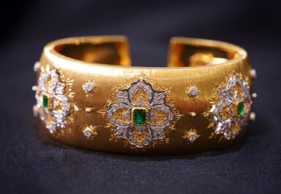 18K Gold Natural Emerald Bangle