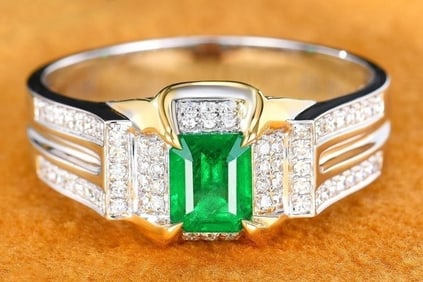 1ct Natural Emerald 18K Gold Ring