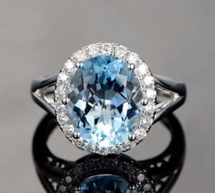 3.7ct Natural Aquamarine 18K Gold Ring