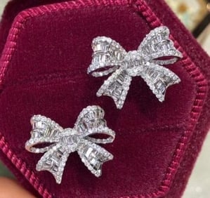 1ct Diamond Butterfly Earrings 18K Gold