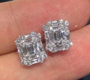 1ct Natural Diamond Earrings 18K Gold