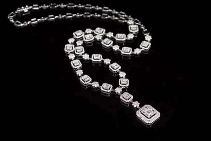 Natural Diamond Necklace 18K Gold