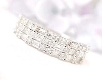 Natural Diamond Ring 18K Gold