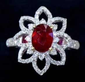 1ct Pigeon Blood Ruby 18K Gold Ring