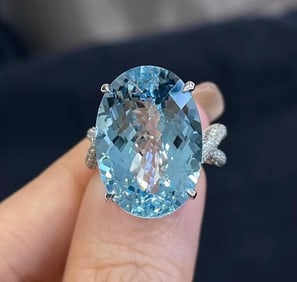 16.5ct Natural Aquamarine Ring 18K Gold