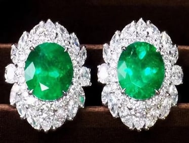5.14ct Colombian Emerald 18Kt Gold Earrings