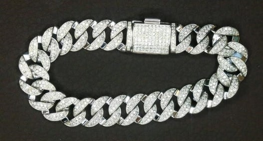 18Kt Gold Natural Diamond Bracelet