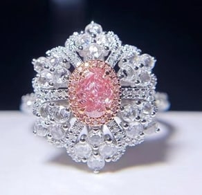 Natural Pink Diamond 18Kt Gold Ring