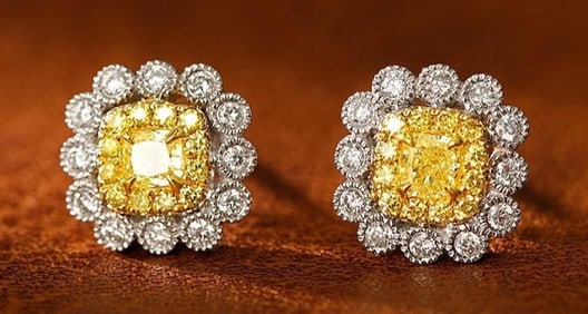 Natural Yellow Diamond 18Kt Gold Earrings