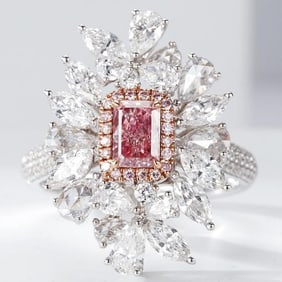 0.51ct Natural Pink Diamond 18Kt Gold Ring