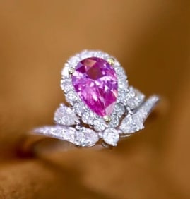 1ct Natural Sapphire 18Kt Gold Ring