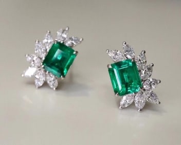 1.4cts Zambian Emerald 18Kt Gold Earrings