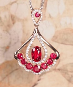 1ct Pigeon Blood Ruby 18Kt Gold Pendant