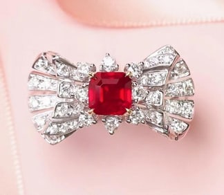 1ct Pigeon Blood Ruby 18Kt Gold Ring