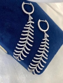 1.3cts Natural Diamond 18Kt Gold Earrings