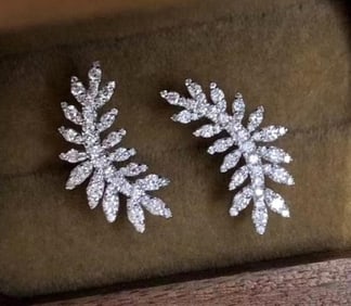 0.86cts Natural Diamond 18Kt Gold Earrings