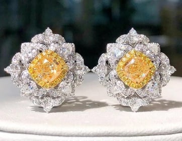 2cts Natural Yellow Diamond 18Kt Gold Earrings