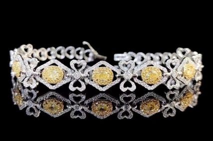 2.8cts Natural Diamond 18Kt Gold Bracelet