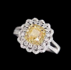 0.5ct Natural Yellow Diamond 18Kt Gold Ring