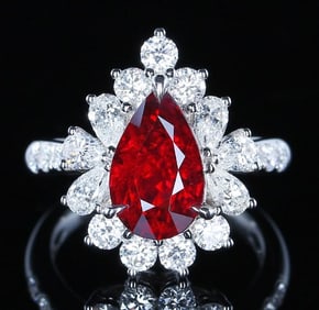 3.5ct Pigeon Blood Ruby 18Kt Gold Ring