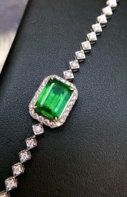 3ct Natural Emerald 18Kt Gold Bracelet