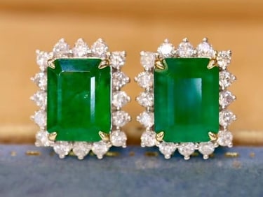3.8ct Natural Emerald 18Kt Gold Earrings