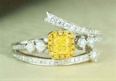 Natural Yellow Diamond 18Kt Gold Ring
