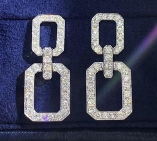 Natural Diamond 18Kt Gold Earrings