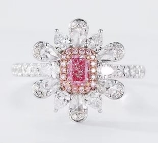 Natural Pink Diamond 18Kt Gold Ring