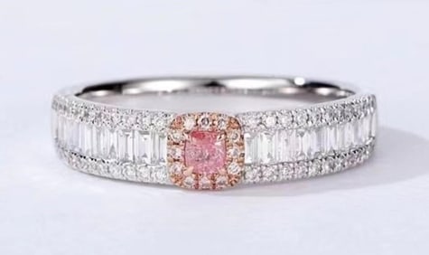 Natural Pink Diamond 18Kt Gold Ring