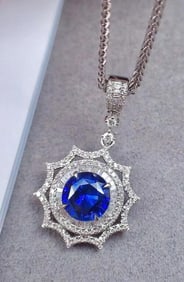 2.5ct Royal Blue Sapphire 18Kt Gold Pendant