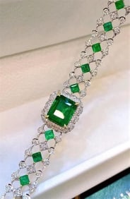 5.75ct Natural Emerald 18Kt Gold Bracelet