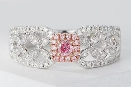 Natural Pink Diamond 18Kt Gold Ring