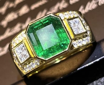 4.5ct Natural Emerald 18K Gold Ring