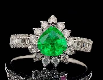 Natural Emerald 18K Gold Ring