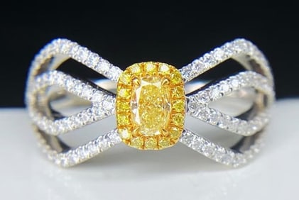 18K Gold Natural Yellow Diamond Ring