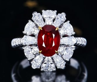 2.1ct Pigeon Blood Ruby 18Kt Gold Ring